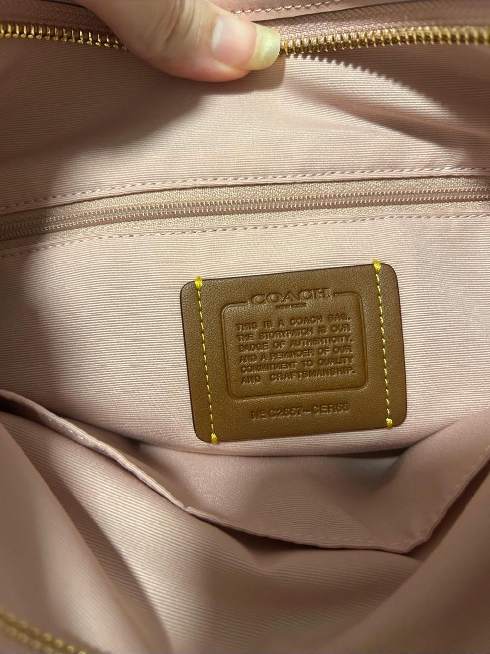 coach pink denim laurel shoulder bag - Picture 8 of 8